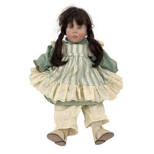 Lee Middleton Serenity School Girl Vintage Doll Brown‎ Hair